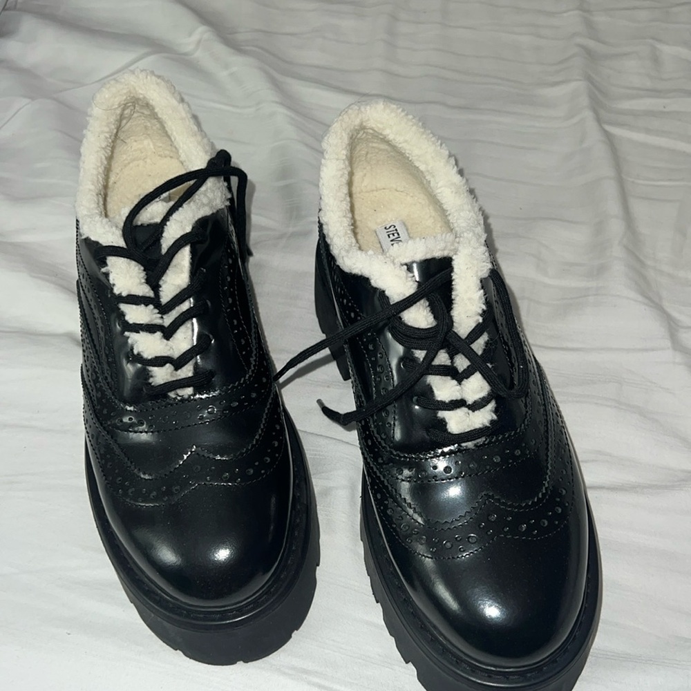 Platform Steve Madden faux fur lined loafers